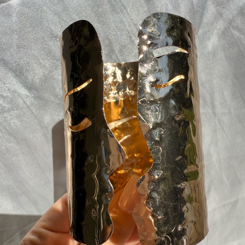 Zara Gold Face Design cuff Bracelet - Picture 6 of 8